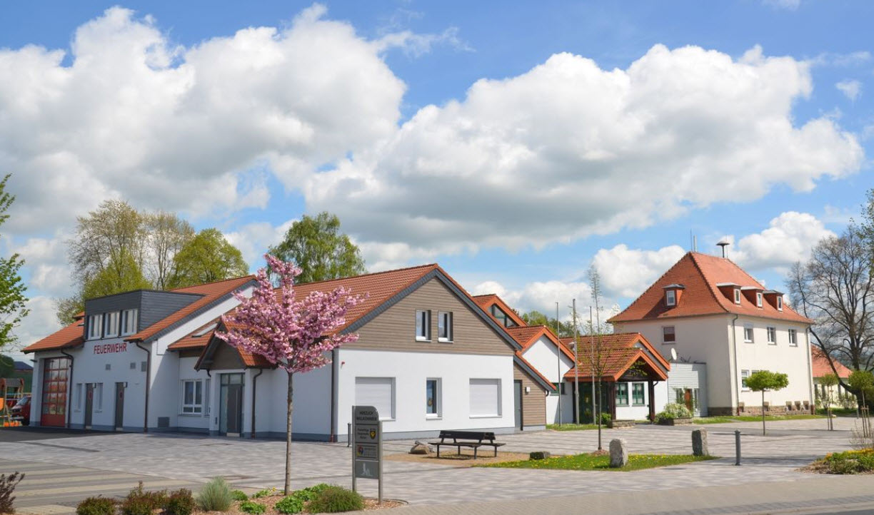 BGH Dirlos mit FF-Gerätehaus